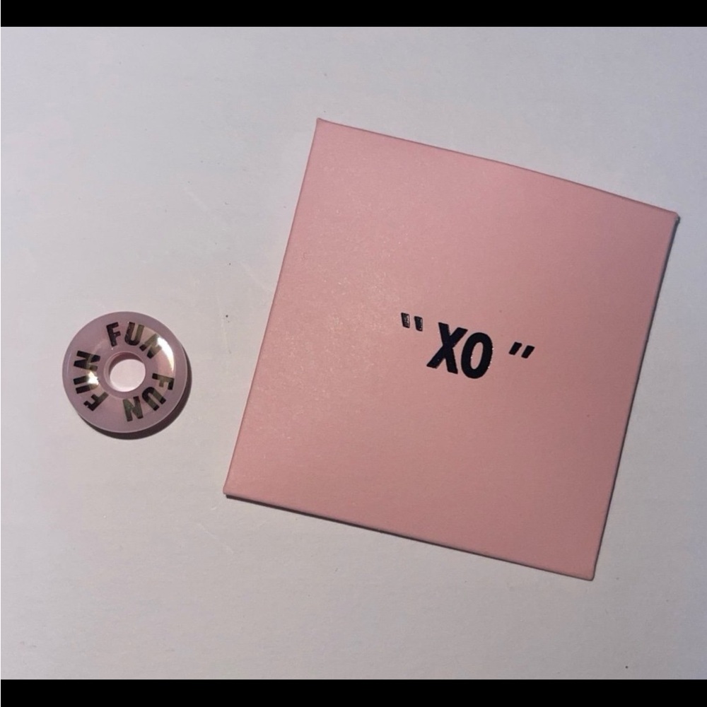 Carnival Cruise XO EFFY Fun Barrel Light Pink NIP
